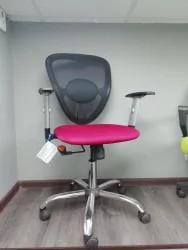 Офисное кресло для оператора CХАИРМАН 451 ТВ 13/АC (красный/черный) (Л) / CHAIRMAN TW 13/AC