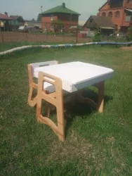 Детский стол со стульчиками растущие