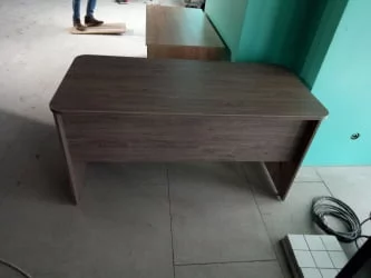 Стол прямой Глассй 1.10.14 Дуб Верцаска / Glassy