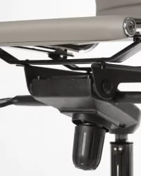 Офисное кресло для руководителей ДОБРИН CЛАРК Серый / DOBRIN CLARK