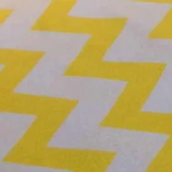 Балдахин для кроватки желтый зигзаг на белом