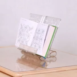 Трехуровневая подставка-трафарет под книгу ПК-03 Красная