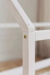 Детская кровать в колерованном масле