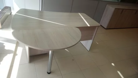 Стол эргономичный Глассй 1.12.16Пр Дуб сантана светлый / Glassy