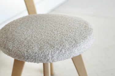 Детский стол со стульчиками Единорожка МК-0020 Белое дерево/белый (плюш) / MK-0020