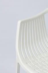 Стул для гостиной ЕСCАЛАТЕ белый / ESCALATE