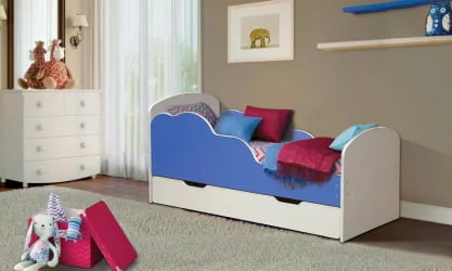 Детская кровать от 3 до 7 лет ОБЛАКА №2 700*1400 Белый/Ярко-розовый