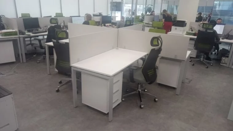 Экран (ЛДСП) Дека 8.12.14 Белый (без крепления) / Deka_2