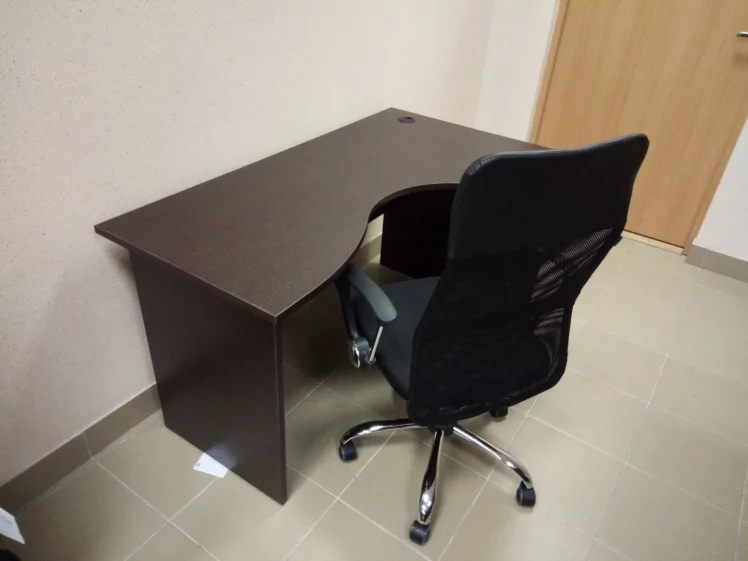 Стол эргономичный правый ТРД29625301 Темный дуб / TRD29625301_13