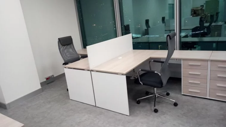 Экран (ЛДСП) Дека 8.12.16 Белый (без крепления) / Deka_6