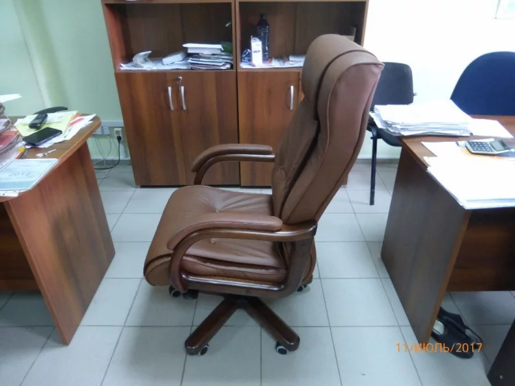 Кресло руководителя CХАИРМАН 653 кожа Коричневый / CHAIRMAN_5