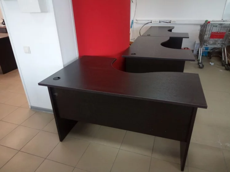 Стол эргономичный правый ТРД29625301 Темный дуб / TRD29625301_3