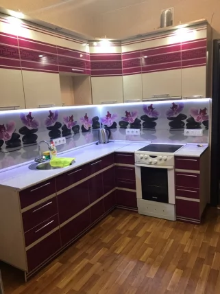 Глянцевый фартук (КОМПОЗИТ) КМ 69 / KM_1