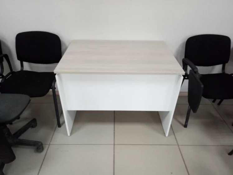 Стол прямой Дека ЛДСП каркас 75.07.10 Дуб Сантана светлый/Белый / Deka_3