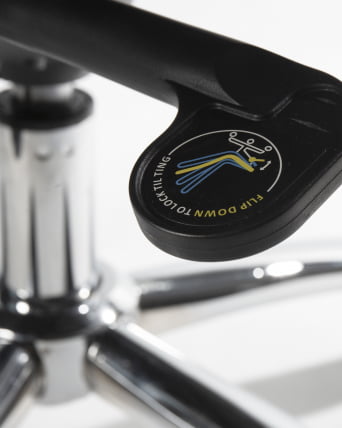 Офисное кресло для руководителей ДОБРИН ЛЙНДОН Белый / DOBRIN LYNDON_11