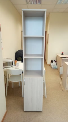 Шкаф высокий полуоткрытый Глассй 6.19.12Пр Туя / Glassy_2