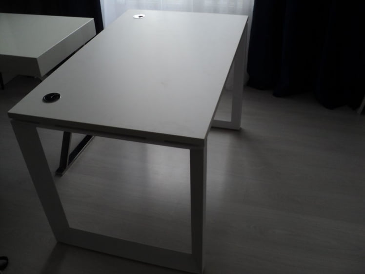 Стол рабочий на О-образном м/к ОНИКС О.МО-СП-2.7 Белый Бриллиант / ONIX O.MO-SP-2.7_2