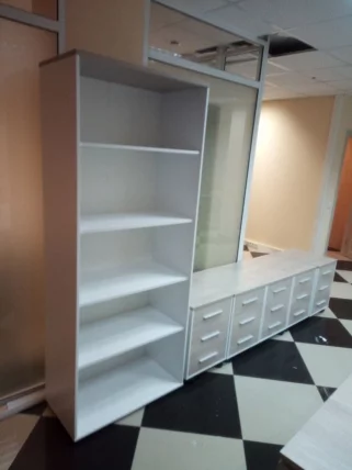 Шкаф 4 широкий открытый Дека 10.19.101 Дуб Сантана светлый/Белый / Deka_2