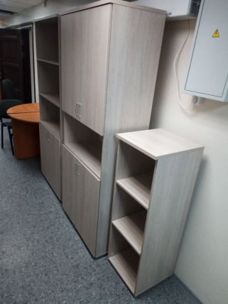 Шкаф высокий закрытый с нишей Твин 16.16.151 Дуб Сантана светлый / Twin_5