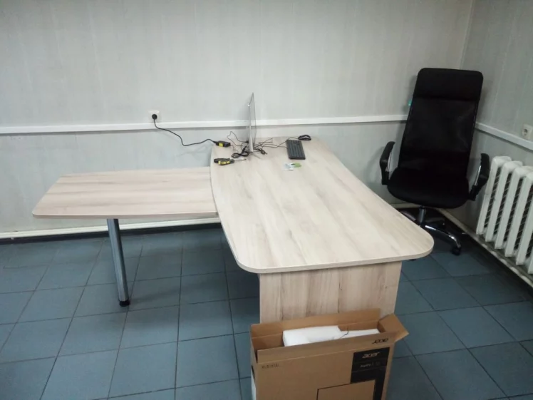 Стол руководителя Лидер 84.02 Дуб Кронберг_1