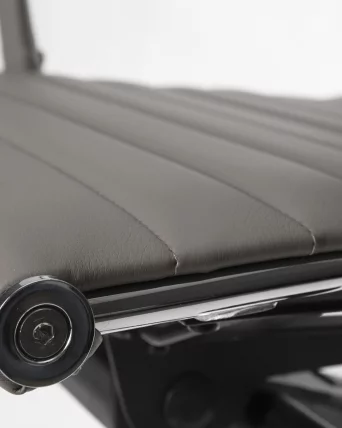 Офисное кресло для руководителей ДОБРИН CЛАРК Серый / DOBRIN CLARK_9