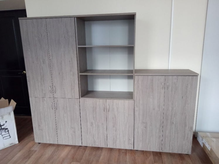 Шкаф высокий закрытый Твин 16.16.101 Дуб Верцаска / Twin_2