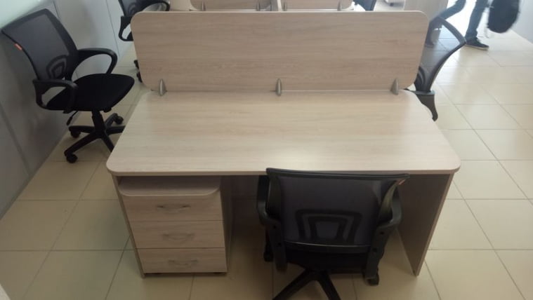 Экран разделительный прямой Глассй 5.14.14 Дуб сантана светлый / Glassy_2