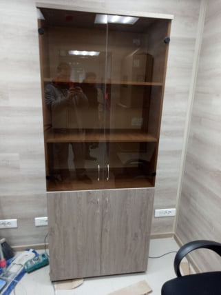 Шкаф высокий со стеклом Твин 16.16.131 Дуб Верцаска / Twin_2