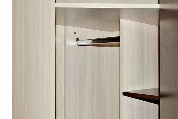 Шкаф угловой с зеркалом Ольга 9.2 Ясень шимо светлый Венге_1