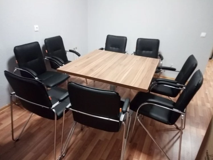 Кресло посетителя CХАИРМАН 850 Черное / CHAIRMAN_3