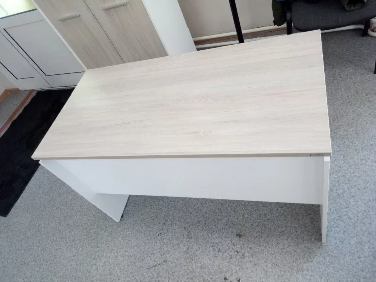 Стол прямой Дека ЛДСП каркас 75.06.12 Дуб Сантана светлый/Белый / Deka_2