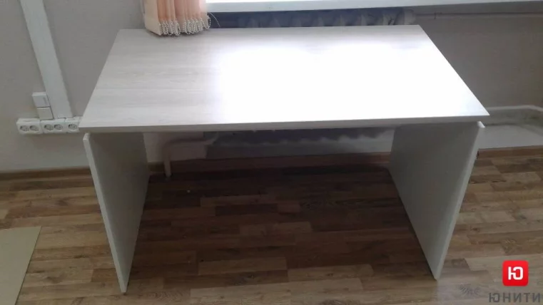 Стол прямой Дека ЛДСП каркас 75.07.12 Дуб Сантана светлый/Белый / Deka_1