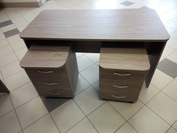 Стол для переговоров Глассй 1.16.14 Дуб Верцаска / Glassy_1