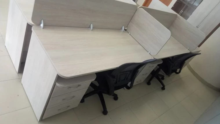 Стол прямой Глассй 1.10.14 Дуб сантана светлый / Glassy_2